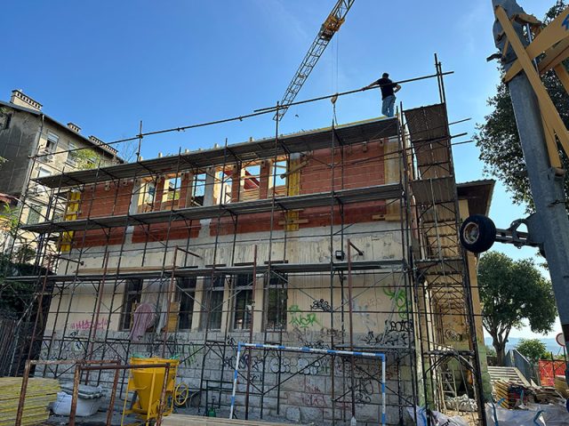 Rekonstrukcija-osnovna-škola-San-Nicolo AR metal